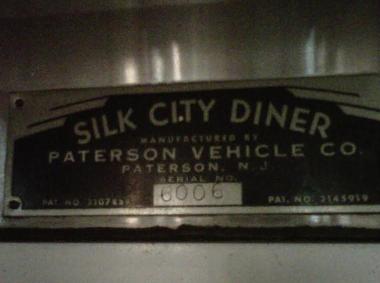 Dragon Phoenix - Silk City tag, Ser. No. 6006, above (former) end door