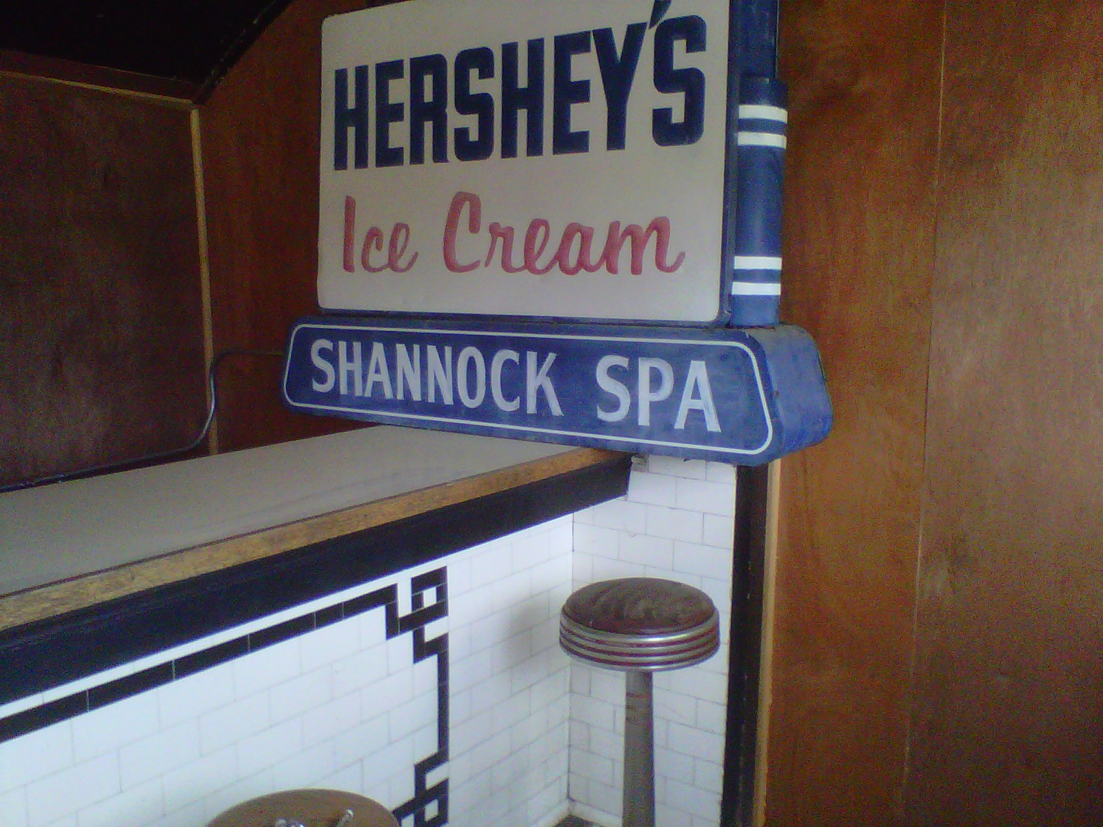 Shannock Spa - Sign and Stool