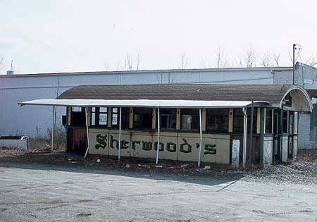 Sherwood's - Auburn, Mass. 1991

(Trainweb.org)